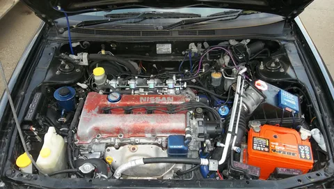  Nissan Pulsar Overflow Bottle